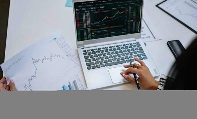 top growth stocks 2025